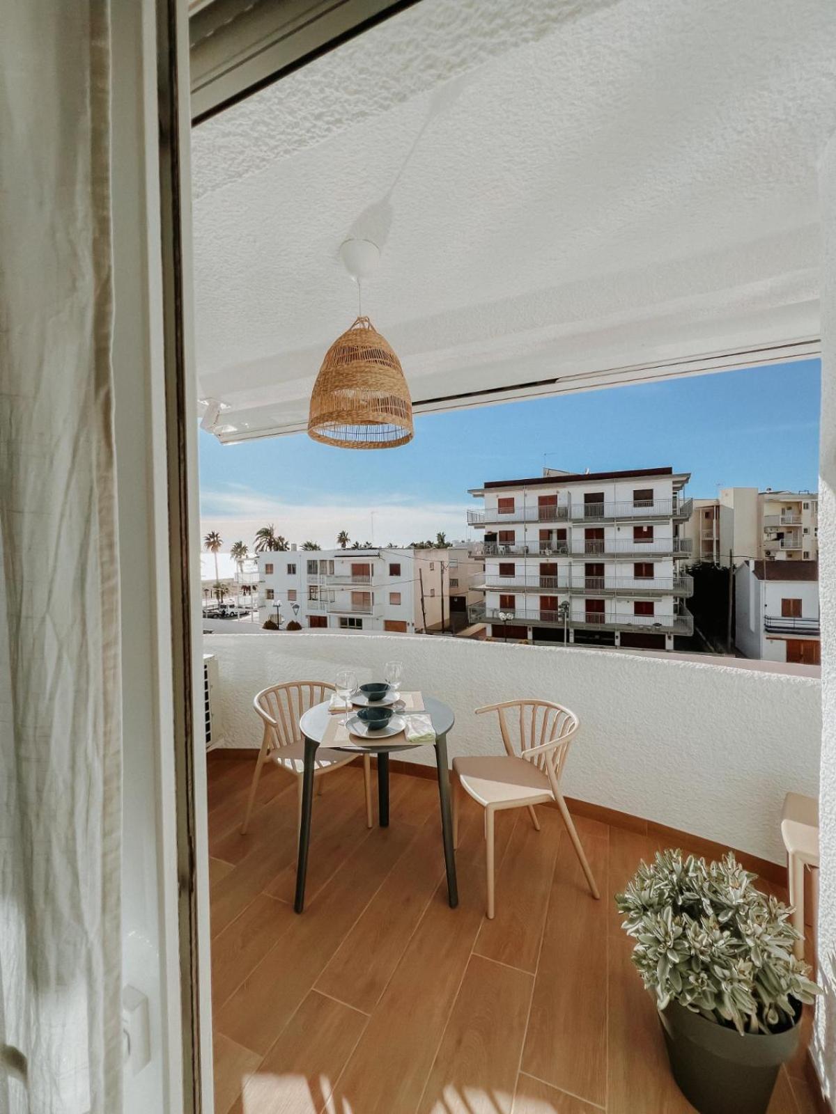 Femina Blue Apartment Cambrils Exterior photo